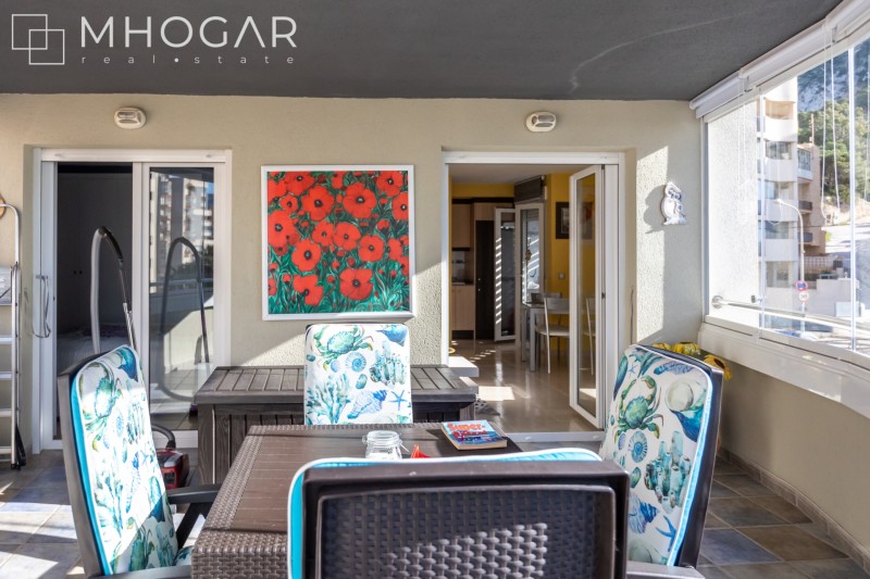 Precioso apartamento con vistas al mar y puerto de Calpe!
